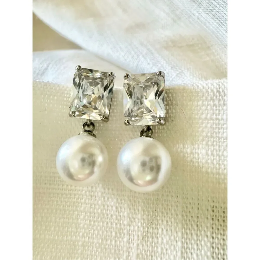 Super sparkly elongated radiant cut cubic zirconia faux pearl drop dangle earrin